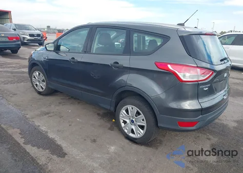 2015 Ford Escape S z USA, uszkodzony, nr VIN 1FMCU0F76FUA36746